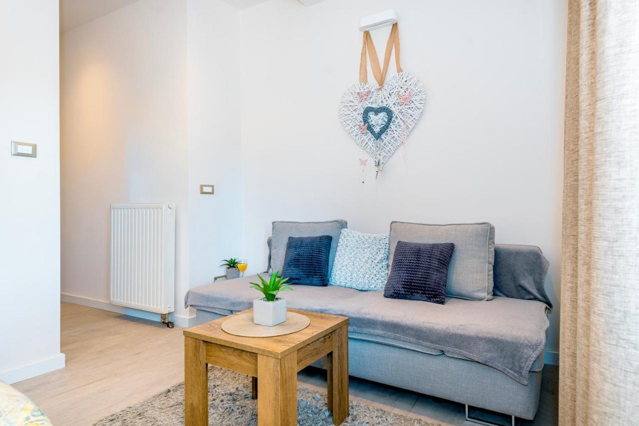 Apartment Bilice Beach Bagian luar foto