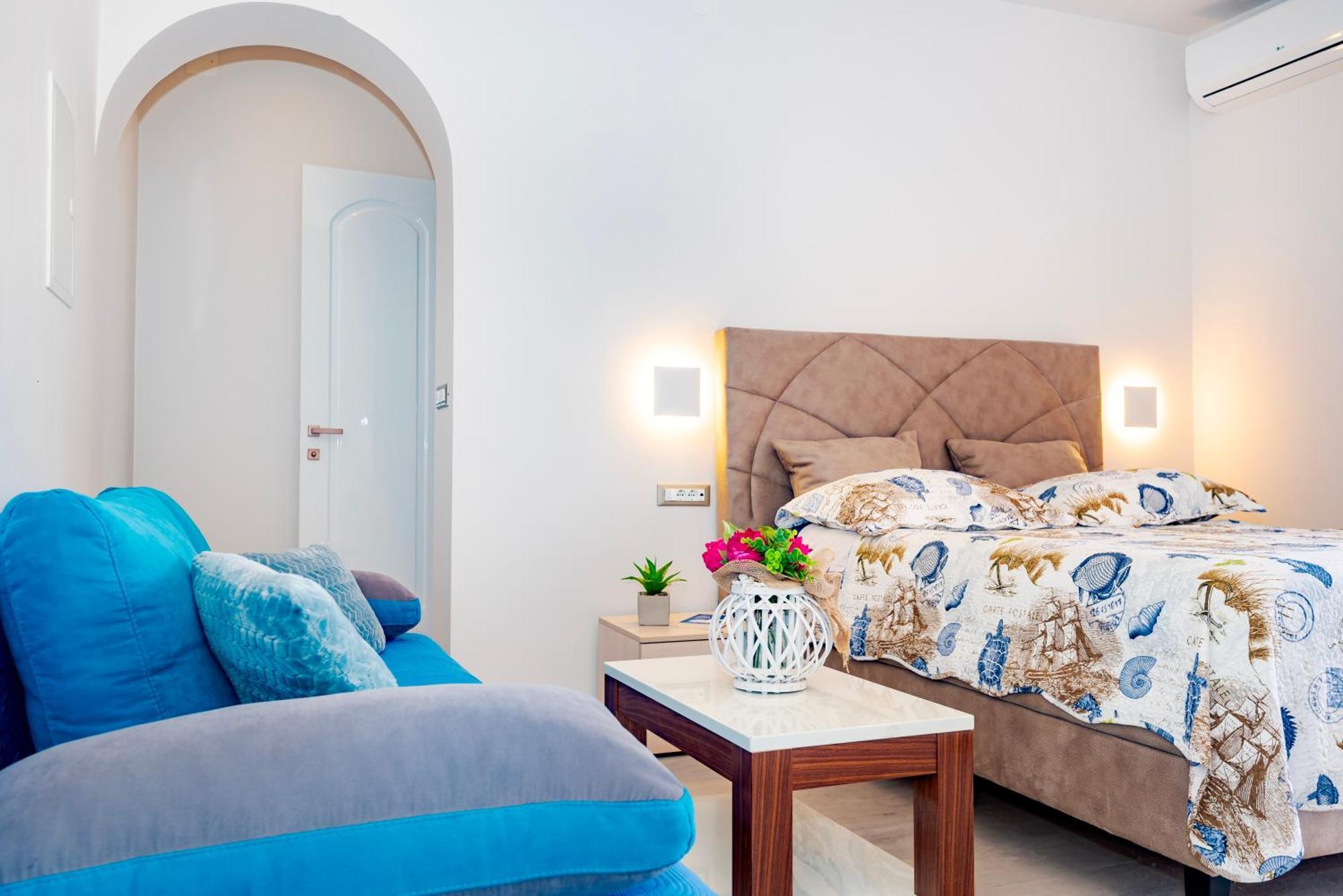 Apartment Bilice Beach Bagian luar foto