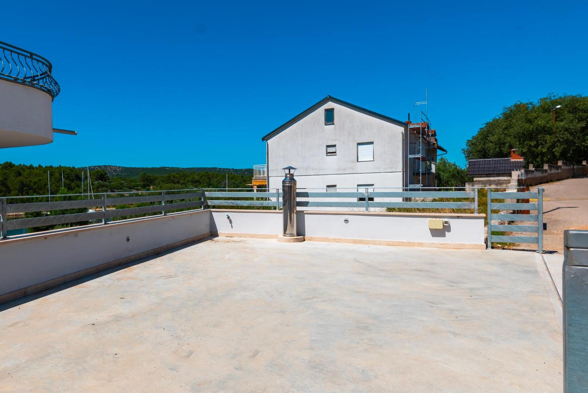 Apartment Bilice Beach Bagian luar foto