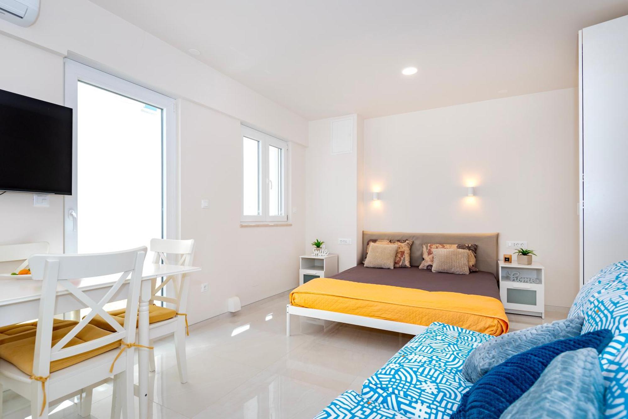 Apartment Bilice Beach Bagian luar foto