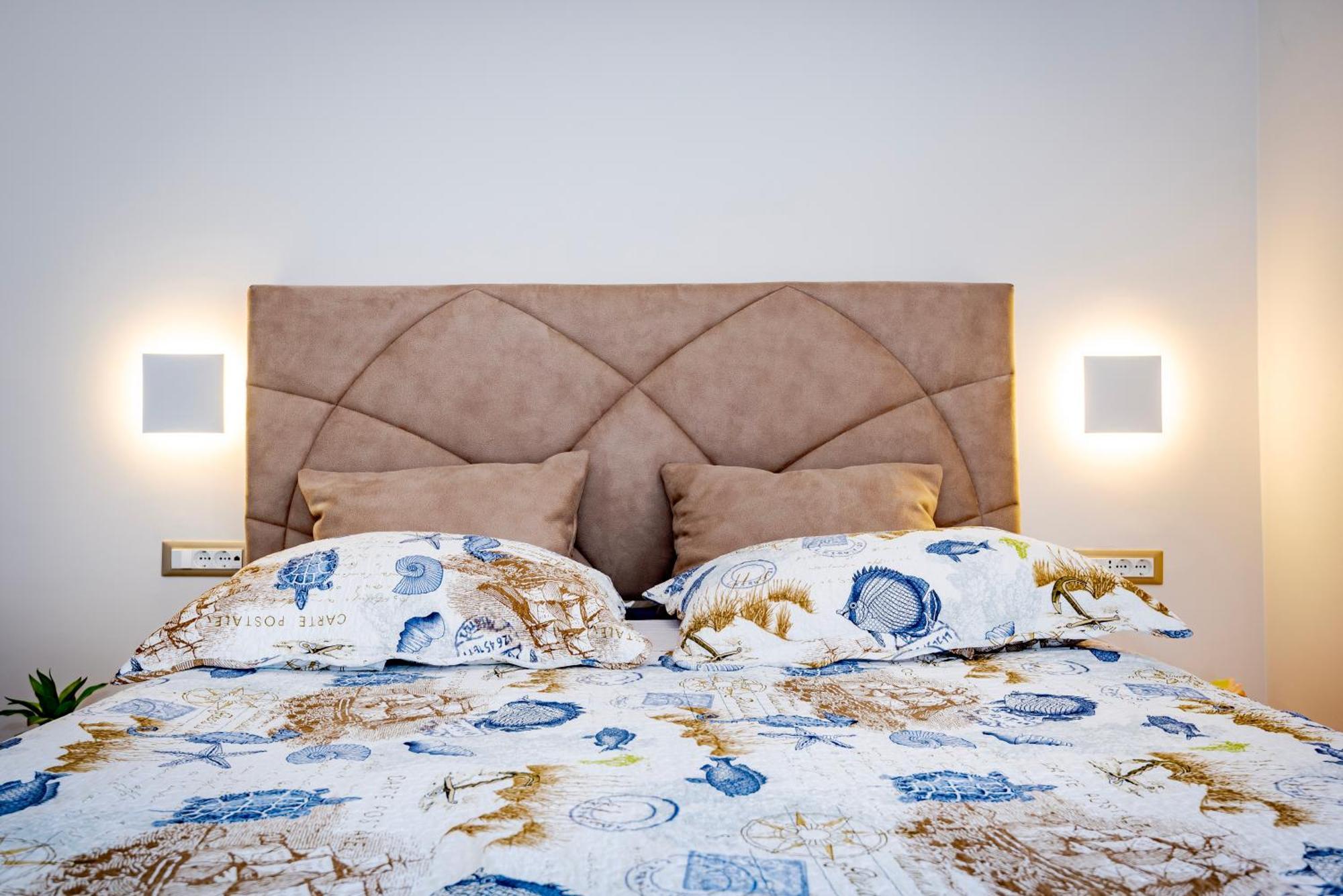 Apartment Bilice Beach Bagian luar foto