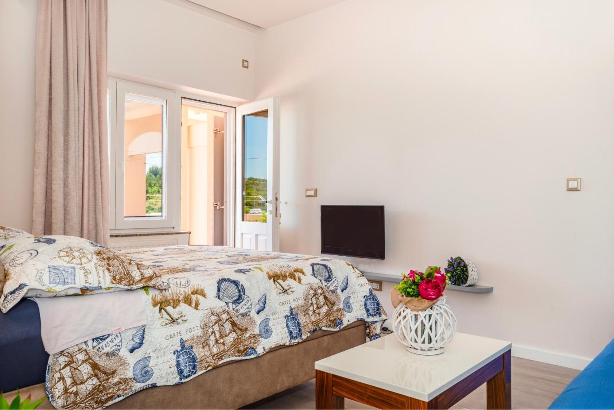 Apartment Bilice Beach Bagian luar foto